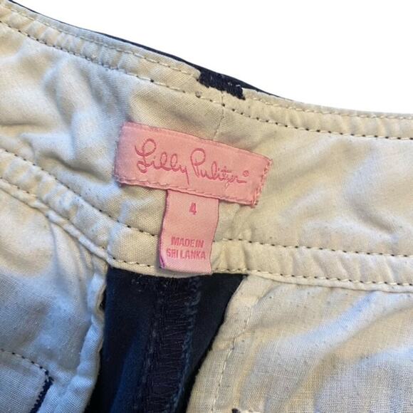 2/$20 Lilly Pulitzer Navy Blue Chino Shorts - Size 4 - Picture 3 of 4